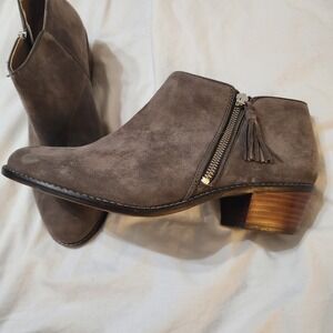 Vionic Ankle Boots Women 9.5 Serena Greige Water Resistant Suede Tassels Comfort